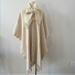 Mexican Wool Poncho Cape Ivory Western Festival Oversized Fringe Lagenlook Boho‎